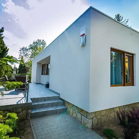 Apartment In Siofok/balaton 19832