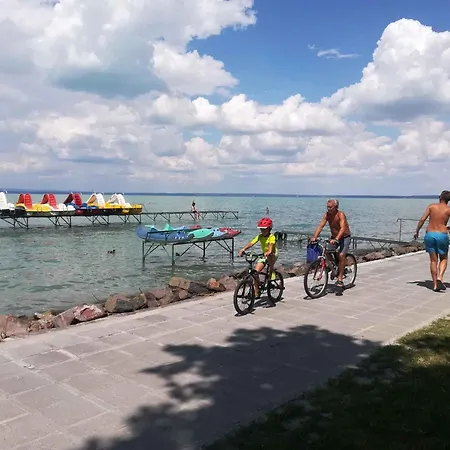 In - Balaton 19832 Lägenhet *